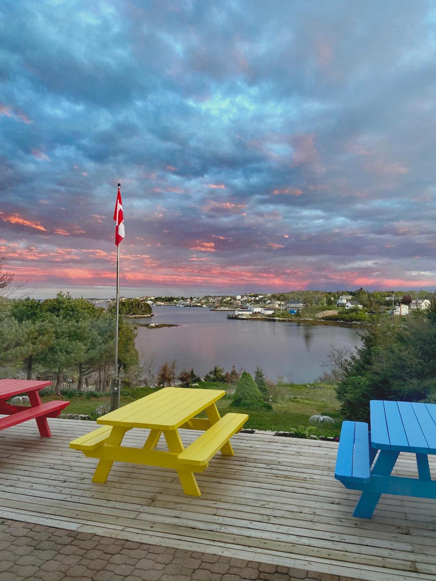 181 Oceanside Inn Peggy's Cove Exterior photo